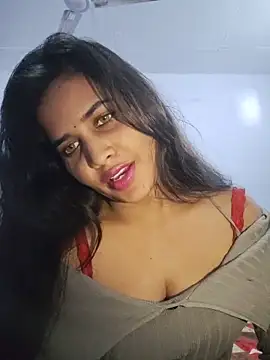 cute radhikaa online show from June 16, 10:15 am