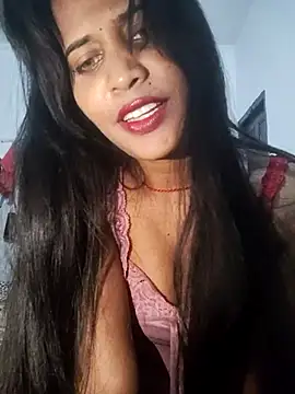 Snapshot of cute_radhikaa chatting on November 9, 8:24 pm cute radhikaa online show from November 9, 8:24 pm