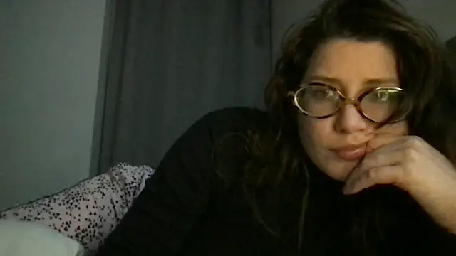 Snapshot of Meowkillah13 chatting on November 13, 1:53 am Meowkillah13 online show from November 13, 1:53 am