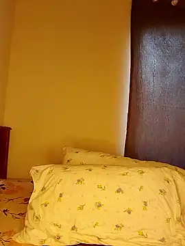 SeffieLucy online show from December 22, 8:25 am