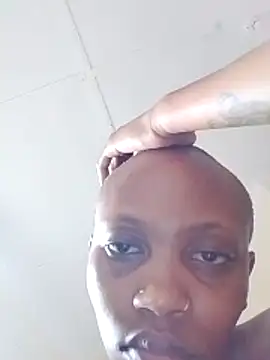 SeffieLucy online show from March 10, 1:26 pm