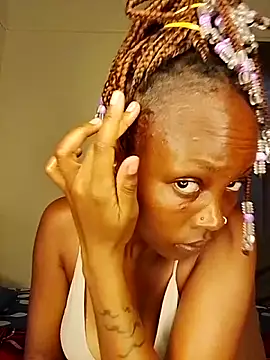 SeffieLucy online show from February 6, 1:29 pm