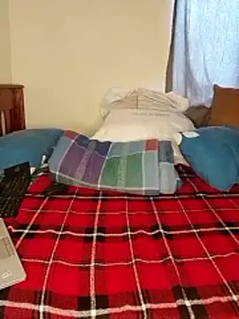 SeffieLucy online show from March 11, 6:51 am