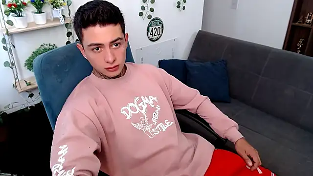 santii ss online show from March 11, 3:17 pm