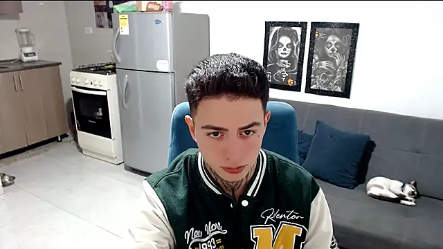 santii ss online show from January 7, 2:49 am