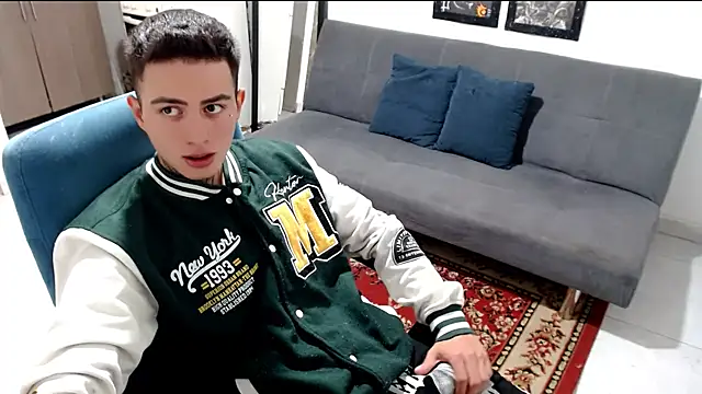 santii ss online show from December 22, 3:34 pm