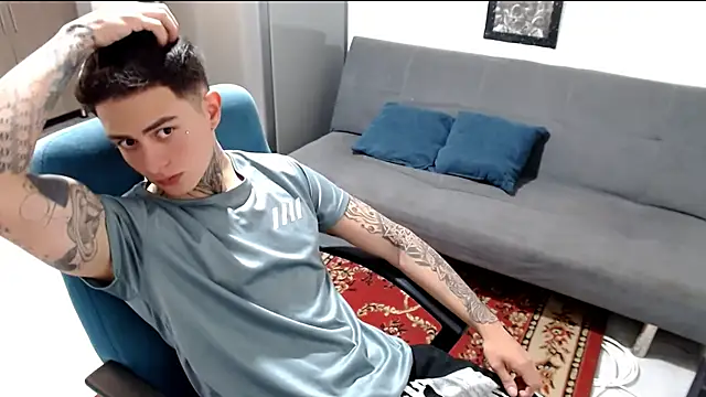 santii ss online show from January 18, 3:59 pm