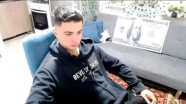 santii ss online show from February 11, 1:05 am