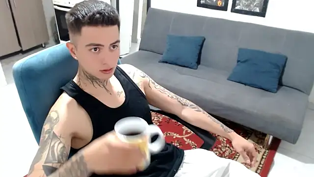 santii ss online show from December 16, 2:54 pm