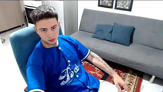 santii ss online show from January 6, 2:43 pm