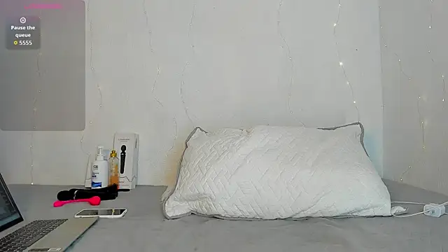 hot boy 04 online show from March 20, 3:46 pm