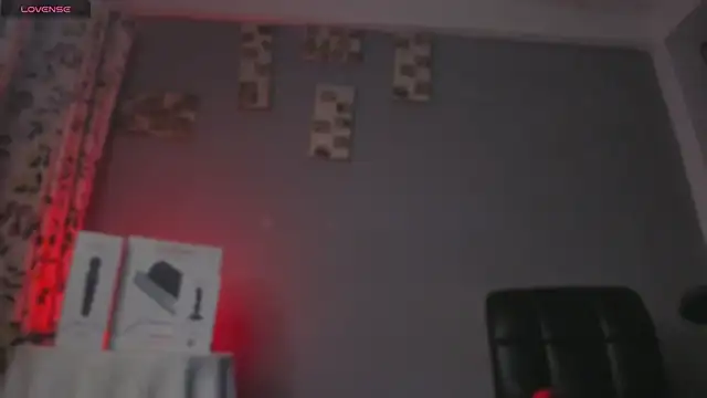 Chloe cooperr online show from November 5, 1:31 am