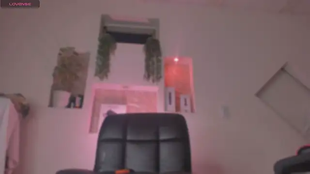 Snapshot of Chloe_cooperr chatting on September 23, 2:40 am Chloe cooperr online show from September 23, 2:40 am