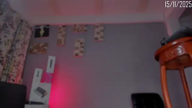 Chloe cooperr online show from November 15, 8:51 am