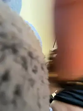 SamyHot2025 online show from January 12, 7:31 pm