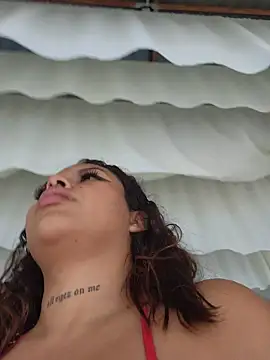 Snapshot of Yessica_Lopezz chatting on June 25, 12:10 pm Yessica Lopezz online show from June 25, 12:10 pm