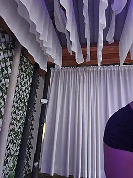 Yessica Lopezz online show from April 13, 12:42 pm