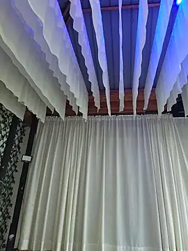 Yessica Lopezz online show from April 4, 11:39 am