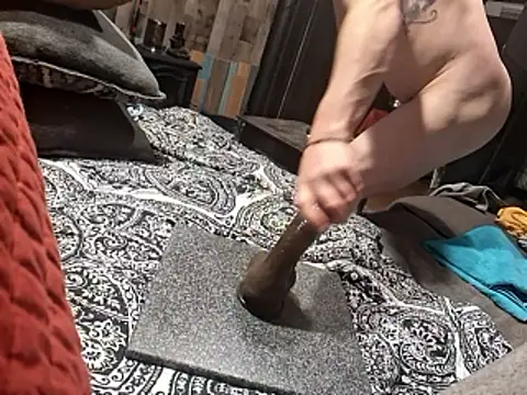 Snapshot of wowokthankyou chatting on February 13, 10:37 am wowokthankyou online show from February 13, 10:37 am