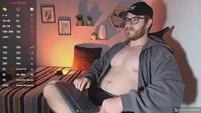 mateo ocampo online show from November 27, 8:09 pm