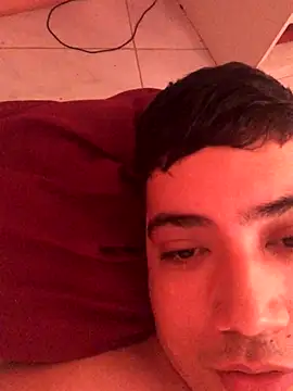 Snapshot of Paulo199117 chatting on October 26, 3:45 pm Paulo199117 online show from October 26, 3:45 pm