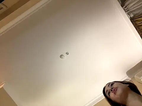 Snapshot of Bugs_and_Bunny chatting on October 18, 11:07 pm Bugs and Bunny online show from October 18, 11:07 pm