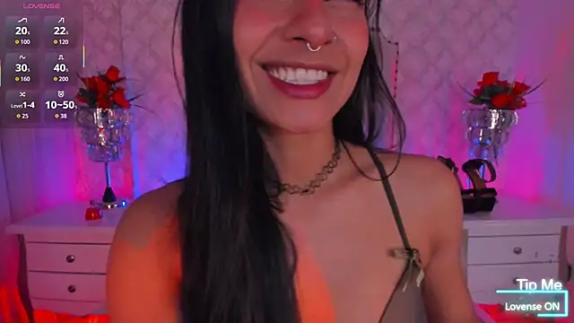 Snapshot of Yourwishisme_val chatting on November 6, 3:43 am Yourwishisme val online show from November 6, 3:43 am