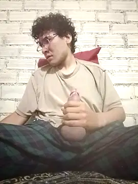 LecheDeSoya666 online show from January 7, 12:59 am