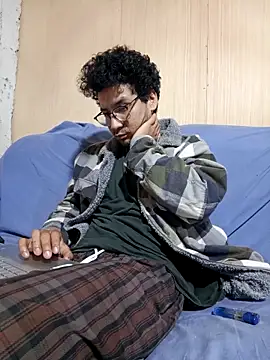 LecheDeSoya666 online show from November 25, 5:30 am