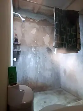 LecheDeSoya666 online show from January 14, 4:21 pm