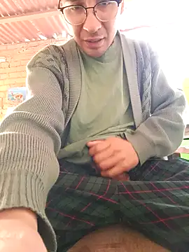 Snapshot of LecheDeSoya666 chatting on October 5, 7:37 pm LecheDeSoya666 online show from October 5, 7:37 pm