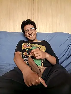 LecheDeSoya666 online show from November 29, 9:48 pm