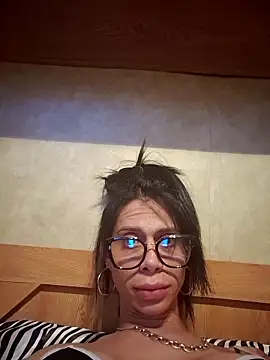 lolateton online show from June 18, 3:05 am