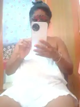 boosypussy online show from April 8, 7:54 am