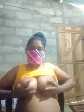 Snapshot of boosypussy chatting on February 19, 9:50 am boosypussy online show from February 19, 9:50 am