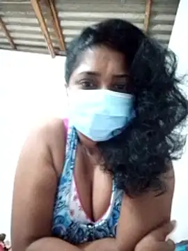 Snapshot of boosypussy chatting on November 30, 11:27 pm boosypussy online show from November 30, 11:27 pm