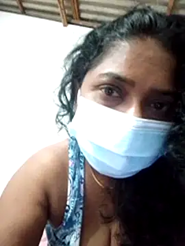 Snapshot of boosypussy chatting on December 13, 8:04 pm boosypussy online show from December 13, 8:04 pm