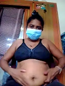 boosypussy online show from March 29, 9:00 am