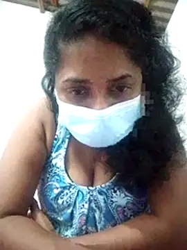 Snapshot of boosypussy chatting on November 23, 12:59 pm boosypussy online show from November 23, 12:59 pm