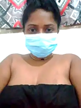 Snapshot of boosypussy chatting on May 12, 10:54 am boosypussy online show from May 12, 10:54 am