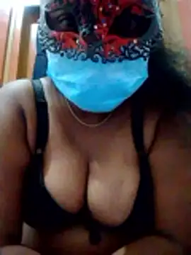 Snapshot of boosypussy chatting on April 29, 8:48 pm boosypussy online show from April 29, 8:48 pm