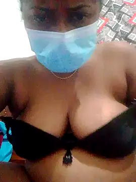 Snapshot of boosypussy chatting on May 9, 7:17 pm boosypussy online show from May 9, 7:17 pm