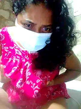 Snapshot of boosypussy chatting on February 11, 2:33 am boosypussy online show from February 11, 2:33 am