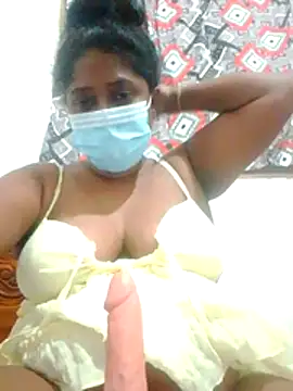 Snapshot of boosypussy chatting on June 24, 2:26 pm boosypussy online show from June 24, 2:26 pm