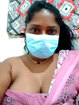 Snapshot of boosypussy chatting on June 2, 5:46 pm boosypussy online show from June 2, 5:46 pm