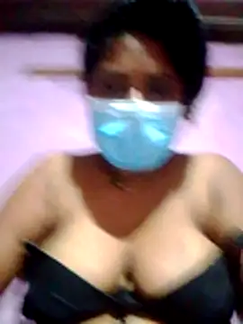 Snapshot of boosypussy chatting on May 17, 3:34 pm boosypussy online show from May 17, 3:34 pm