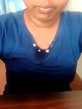 Snapshot of boosypussy chatting on June 21, 5:46 am boosypussy online show from June 21, 5:46 am