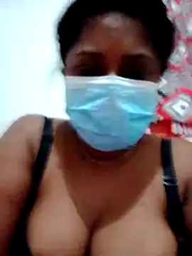 Snapshot of boosypussy chatting on June 2, 2:55 am boosypussy online show from June 2, 2:55 am