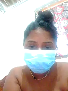Snapshot of boosypussy chatting on June 3, 11:55 am boosypussy online show from June 3, 11:55 am