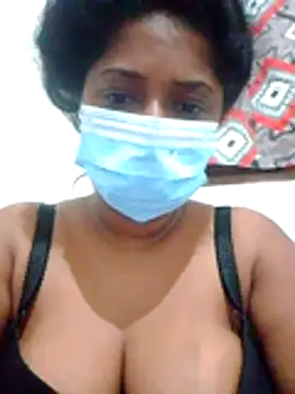 Snapshot of boosypussy chatting on June 23, 11:36 pm boosypussy online show from June 23, 11:36 pm